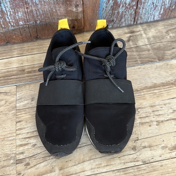 Aldo Size 8 Women's Dwiedia Cutout Sneakers - Picture 4 of 13